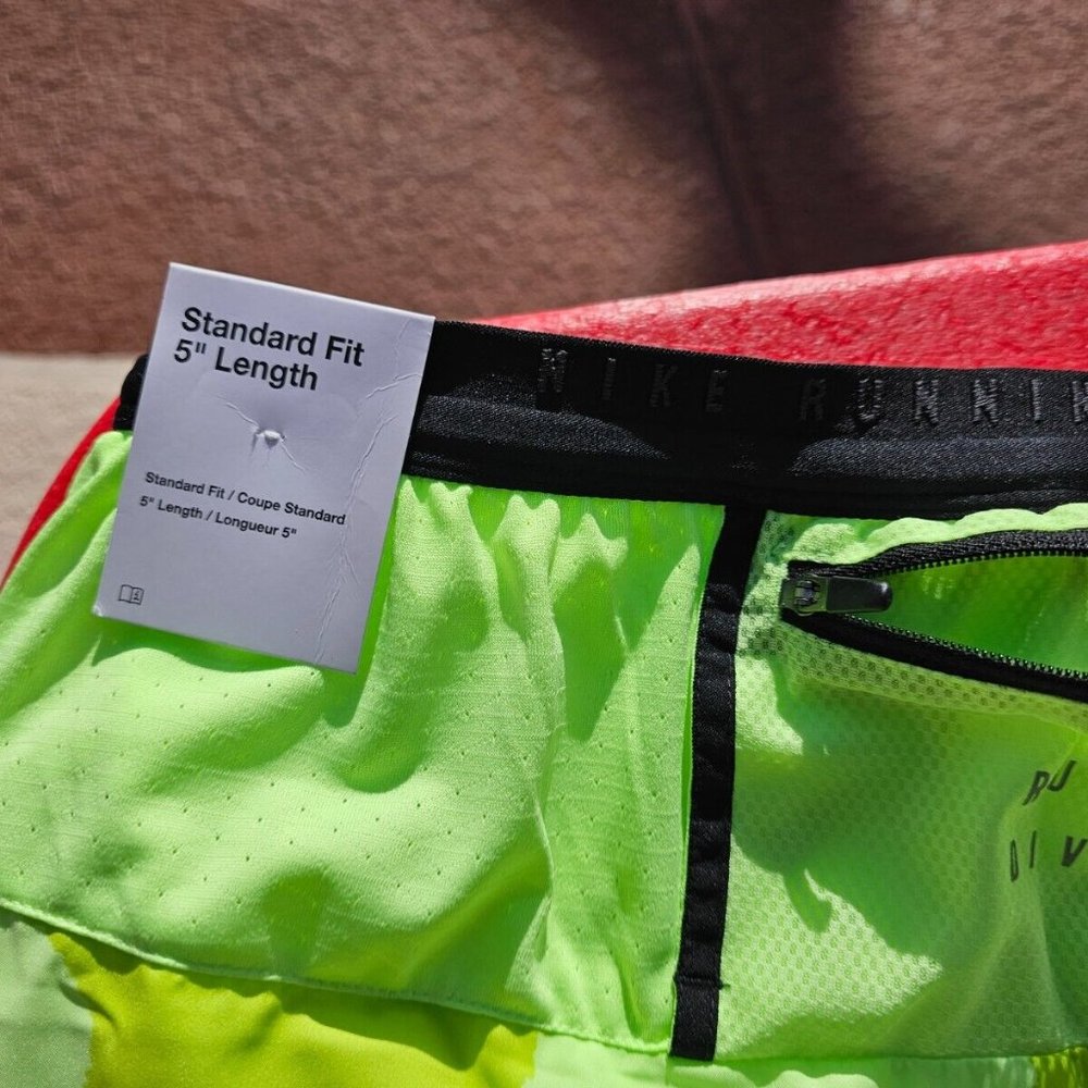 NEW short Nike RUNNING SIZE L - Picture 8 of 9